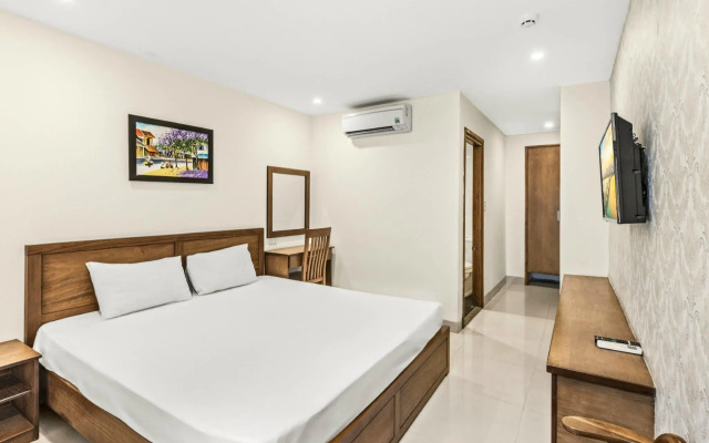 ELC Beach Hotel