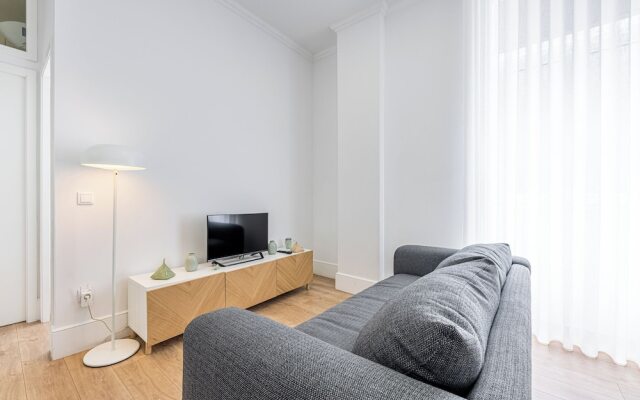 Vibrant Porto Apartments-Heroismo Metro