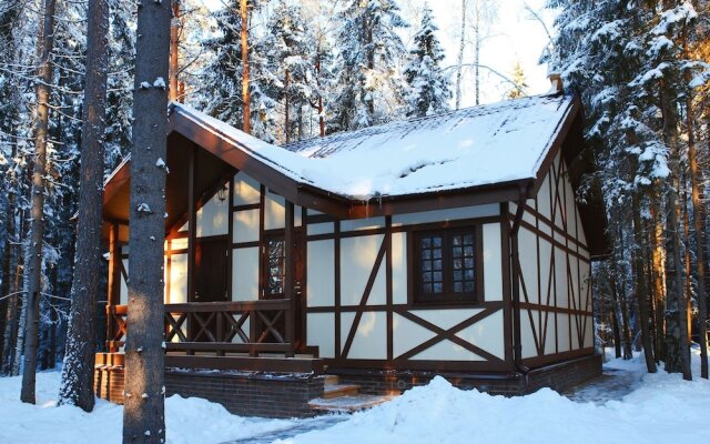 Shishki na Lampushke - Bavarsky Khutor