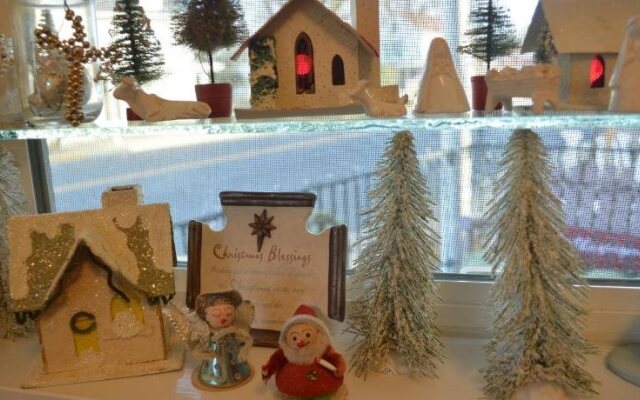 Peabody's 'Hip Little Stay'