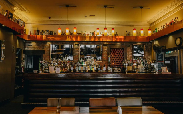 Duke Of Edinburgh Hotel