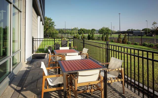 Homewood Suites by Hilton Teaneck Glenpointe