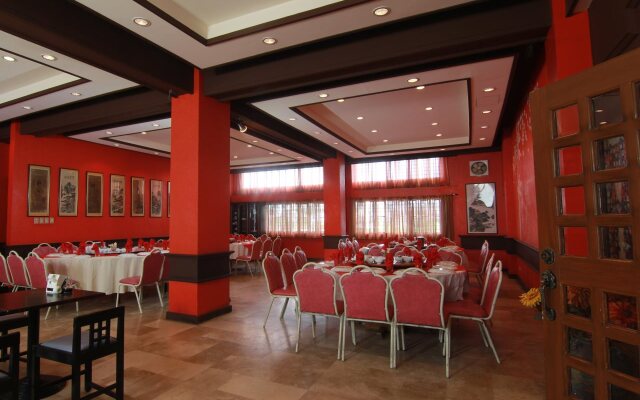 Hotel Supreme