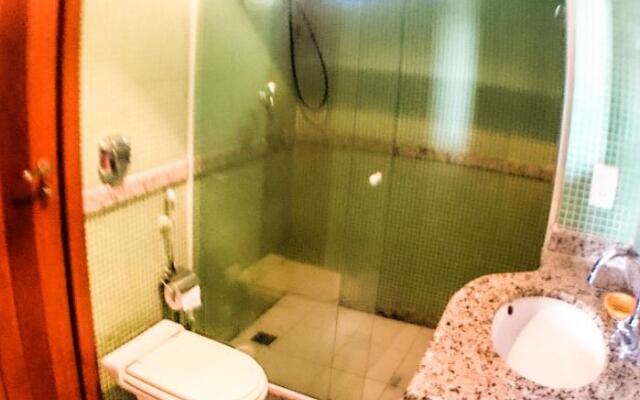 Apto A 50M Da Praia Do Forte - Ar Condicionado