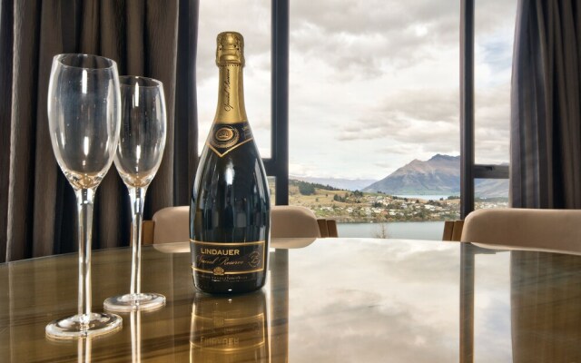 Woodlands Close Retreat