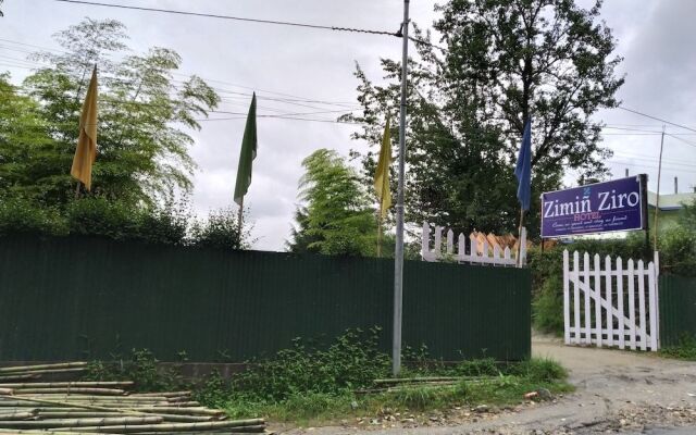 Hotel Zimin ziro