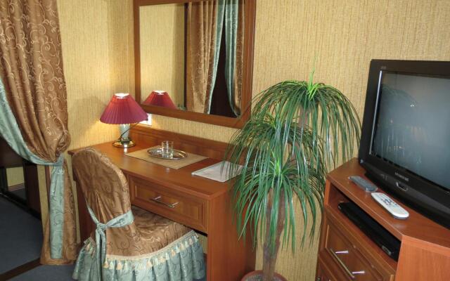 Отель Эсмеральд