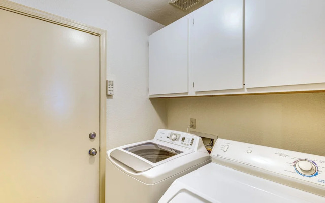 Southwest Getaway w/ Fenced Yard in Chandler!