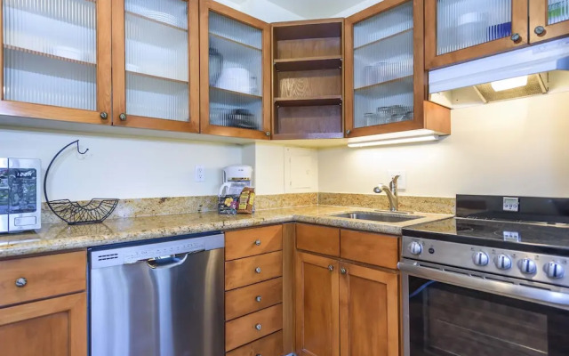 Napili Shores D229 Studio Bedroom Condo by RedAwning