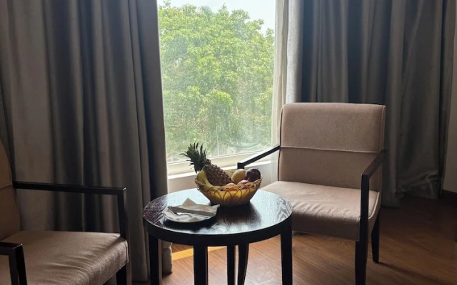 Triguna Clarks Inn