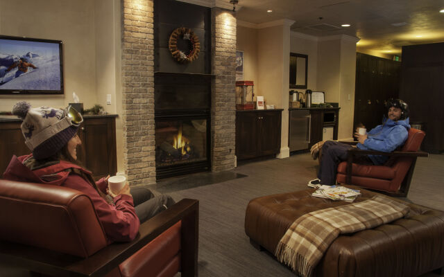 The Auberge Residences at Element 52