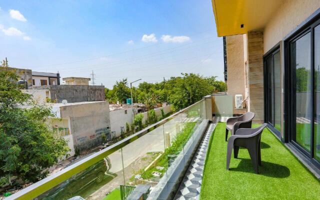 FabExpress Aroma Corporate Suites