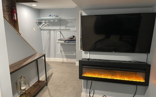 Entire Unit-5min to M&TBank Camden Yards