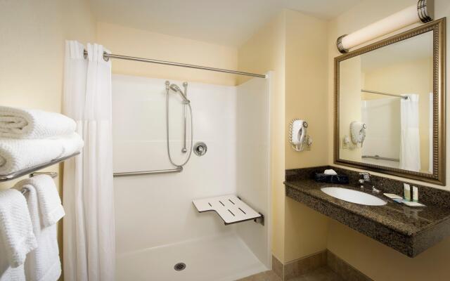 Staybridge Suites Baltimore BWI Airport, an IHG Hotel