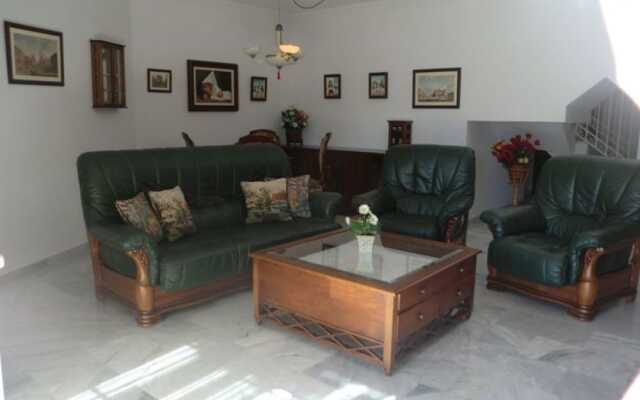 Casas Antali Canovas Nerja