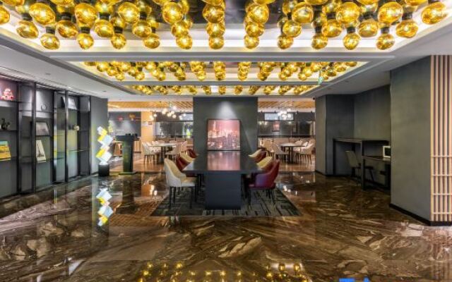 Tongbai Hotel (Tongling Beidouxing Cheng)