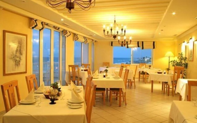 Hotel Flamingo Beach