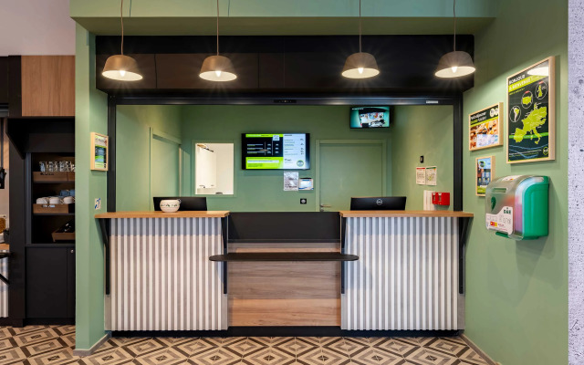 B&B HOTEL Valenciennes Onnaing