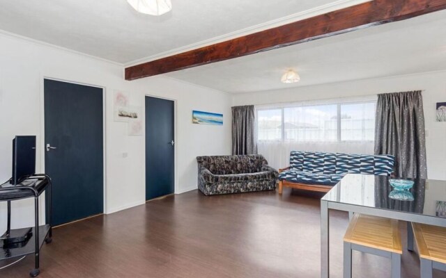 my pad' house  papamoa  Bay of plenty