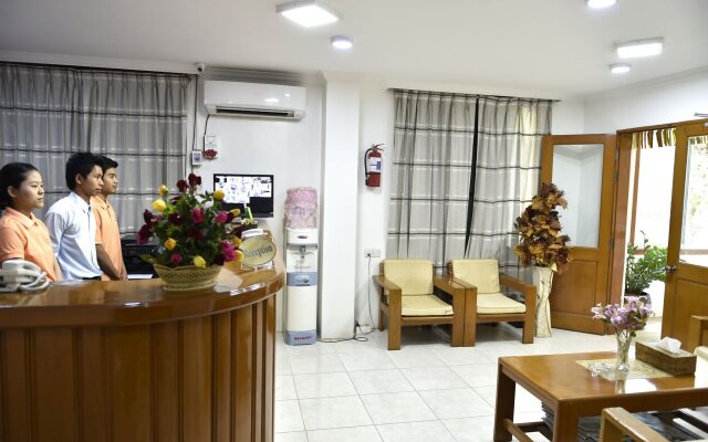 Jade King Hotel
