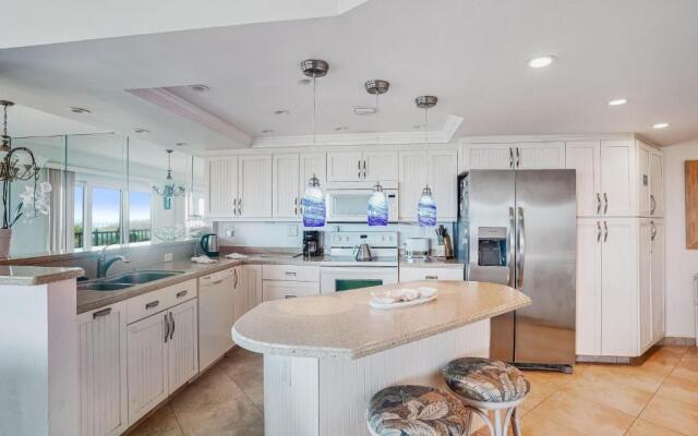 Land's End 9-201 Beach Front - Premier