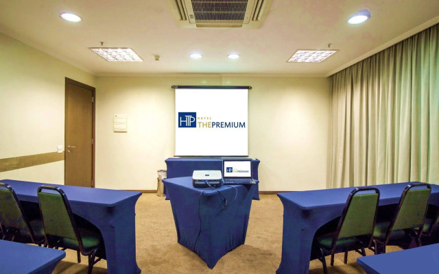 Hotel The Premium