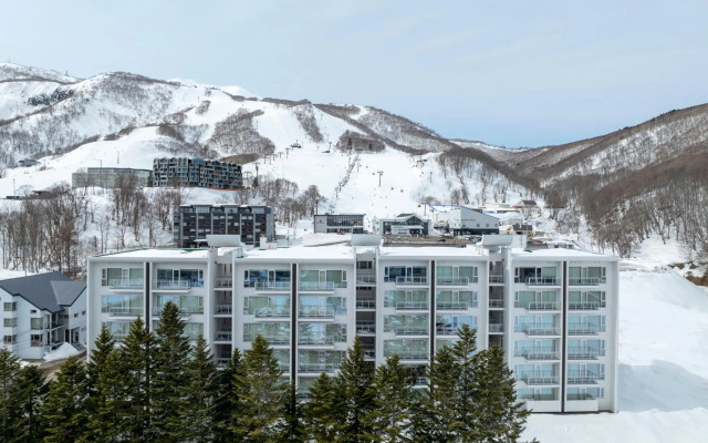 Niseko Landmark View