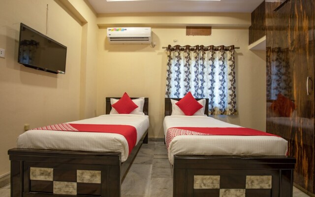 OYO 13550 Hotel Pushpa Grand