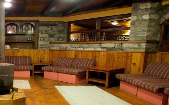 Mountain Lodges of Nepal - Phakding