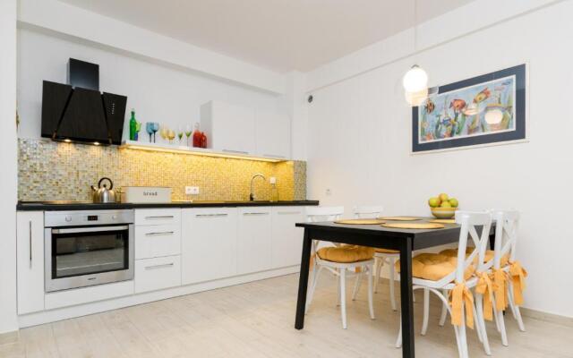 Apartamenty Amon z widokiem na morze