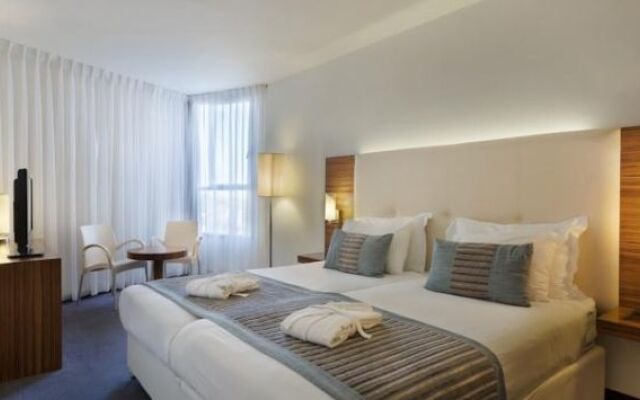 Lot Hotel