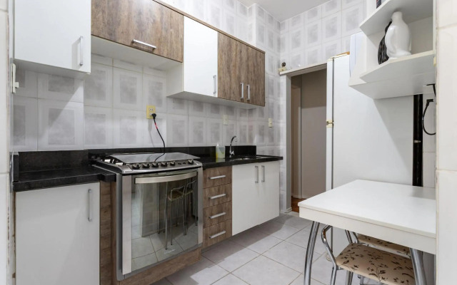 Pineapples PM203 - Moderno apartamento em Ipanema