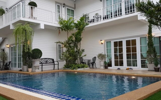 Vanida Antique Home