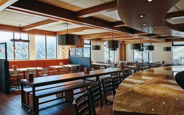 Glacier View Lodge