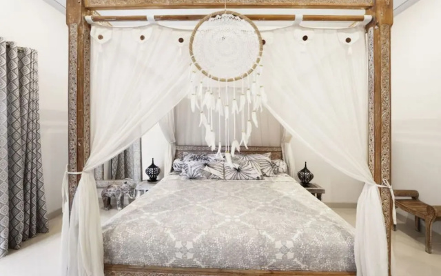 Grace villa 5 minutes walk to the beach – Guest Rooms – Denpasar