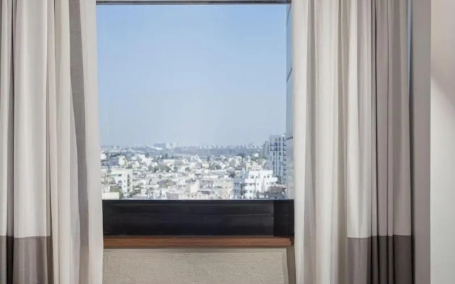 Brown BoBo, a member of Brown Hotels