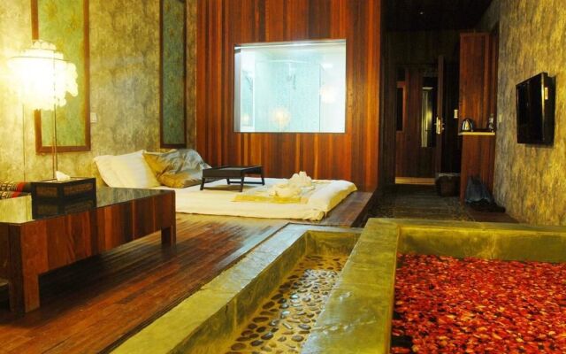 Mount Emei Jadeite Resort