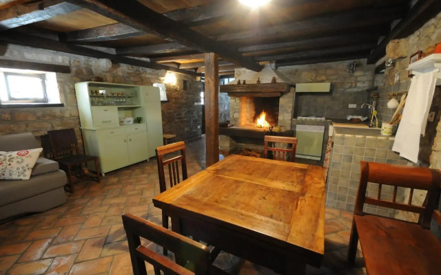 Holiday Homes Poli Svetega Antona