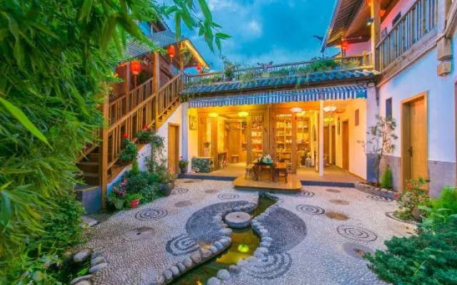 Seven stream boutique Inn (Linxi hotel, Lijiang)