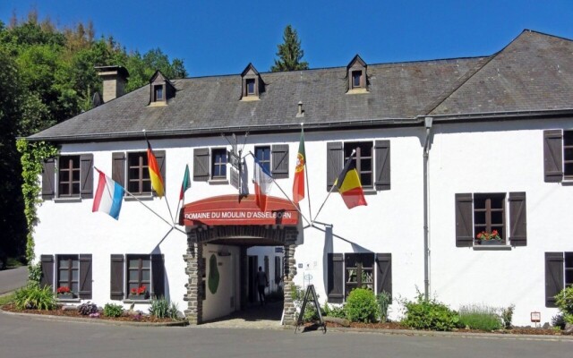 hotelImage