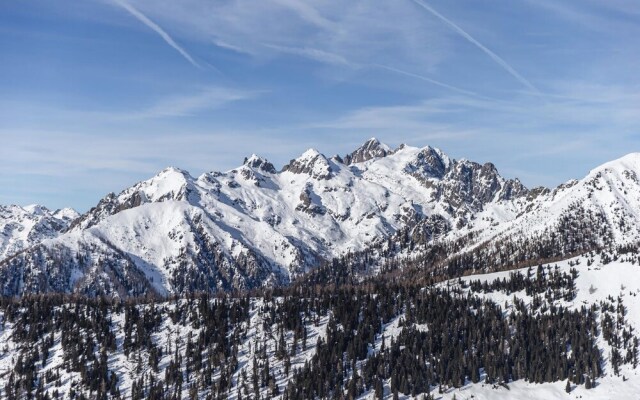 Awesome Home in Castello Tesino With 4 Bedrooms and Wifi