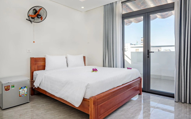 Sandy Apartment - Walk to the beach