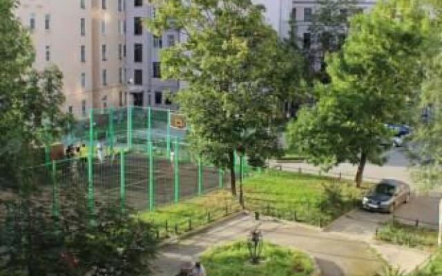 Апартаменты на Лиговском пр-те, 25