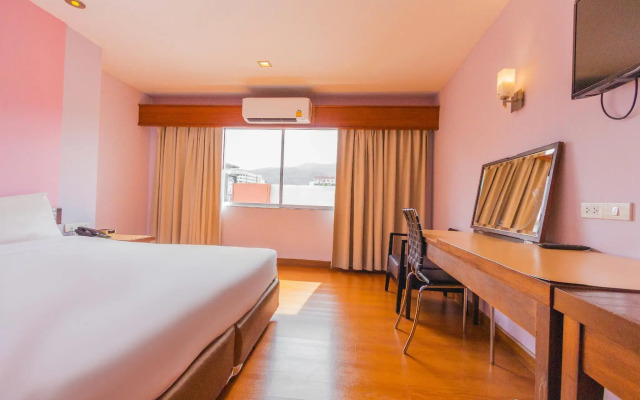 Mayflower Grande Hotel Chiang Mai