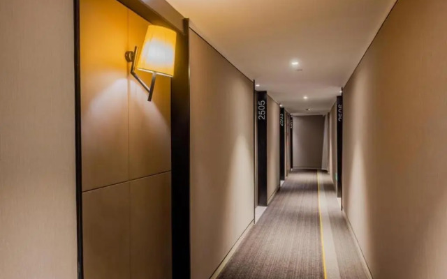 Motel 268 Yuanshen Sport Park Center Branch