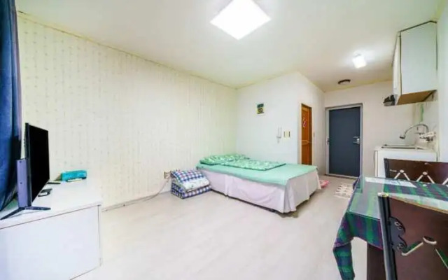 Yangyang Seorakdaemunteo Pension