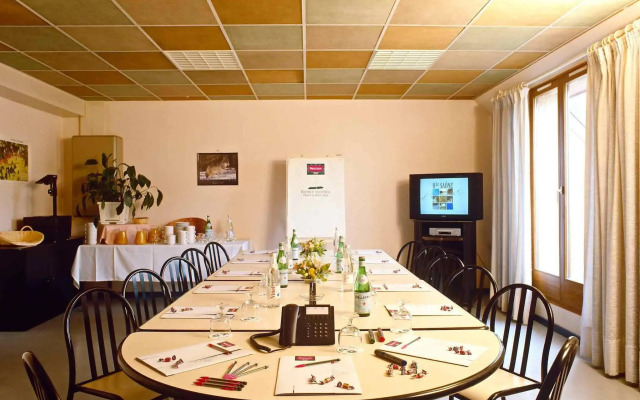 Mercure Luxeuil les Bains Hexagone