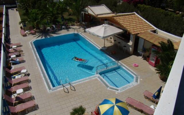 Elpida Apartments