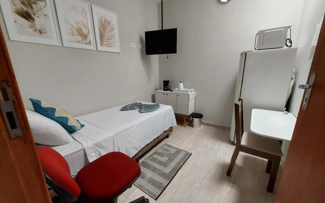 Kitnets bem localizada, próx ao centro!