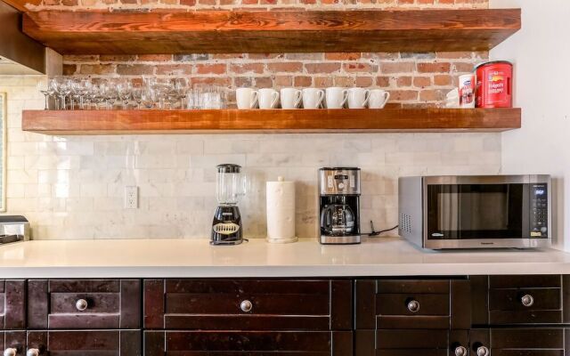 Stunning 5 BR Urban Oasis Downtown NOLA